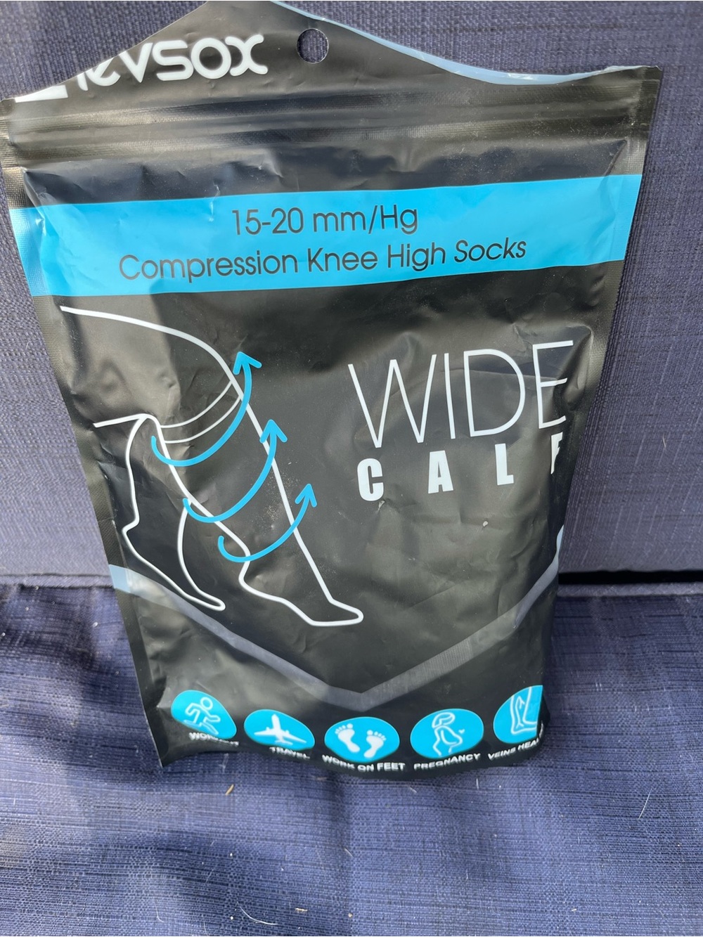 Wide Calf Compression Knee High Socks - Black (15-20 mm/Hg)